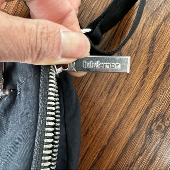 lululemon athletica Black All Night Micro Festival Crossbody Sling bag - Picture 7 of 14
